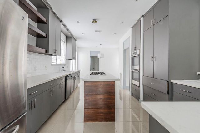 1022 Forest Home Drive, Houston, TX 77077