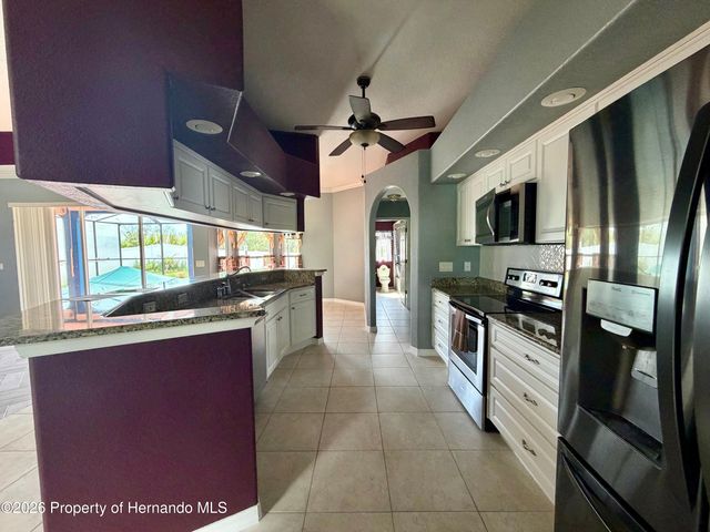 7061 Ovenbird Road, Weeki Wachee, FL 34613