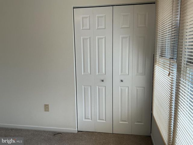 1006 LAKEVIEW PKWY, Locust Grove, VA 22508