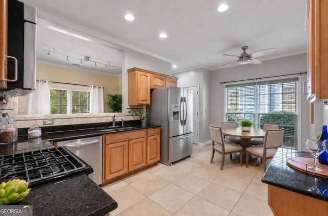 230 Leasingworth Way, Roswell, GA 30075