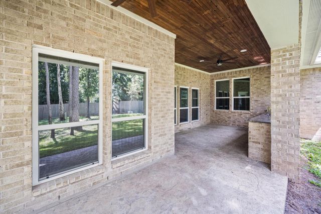 4783 W Fork Boulevard, Conroe, TX 77304