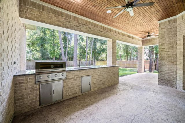 4783 W Fork Boulevard, Conroe, TX 77304