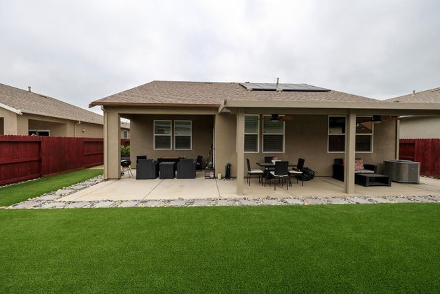 3216 Hankook Dr, Modesto, CA 95355