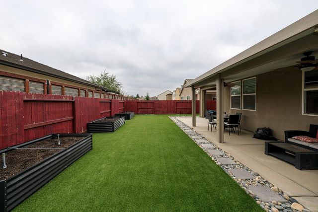 3216 Hankook Dr, Modesto, CA 95355