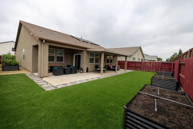 3216 Hankook Dr, Modesto, CA 95355