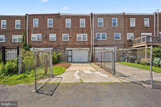 1526 BEVERLY RD, Philadelphia, PA 19138