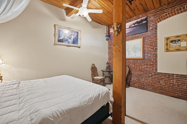66 Landing Ln Unit 306, Laconia, NH 03246
