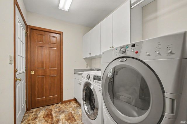 53660 Forest Lakes Drive, Middlebury, IN 46540