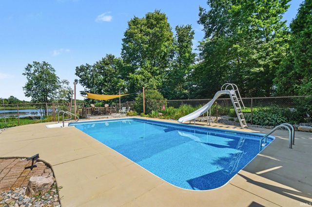 53660 Forest Lakes Drive, Middlebury, IN 46540