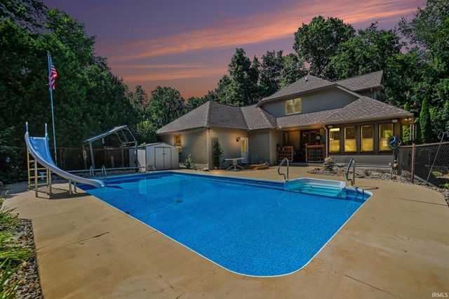 53660 Forest Lakes Drive, Middlebury, IN 46540