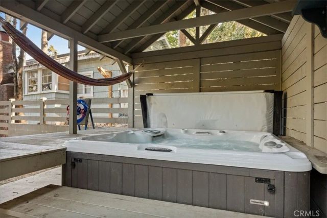 855 Lake Drive, Lake Arrowhead, CA 92352