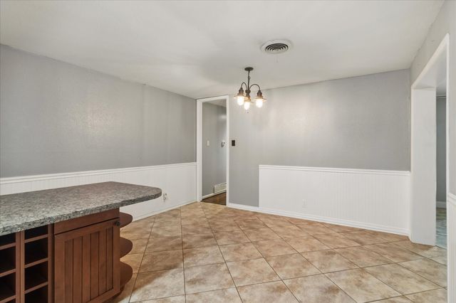 1109 S Valentine Drive, Sherman, TX 75090