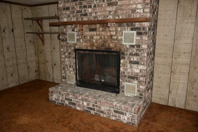 141 CR 313, Fayette, MO 65248