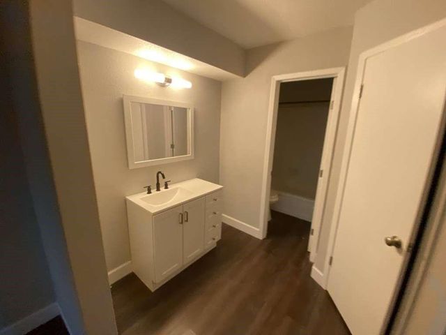 5625 Antoine Drive 404, Houston, TX 77091