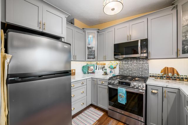 3870 Cypress Creek Drive, Columbus, OH 43228