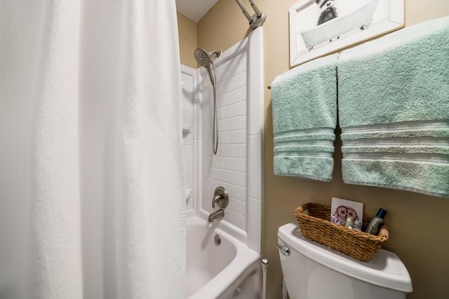 3870 Cypress Creek Drive, Columbus, OH 43228