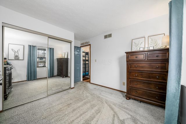 3870 Cypress Creek Drive, Columbus, OH 43228