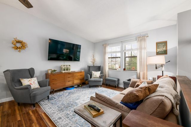 3870 Cypress Creek Drive, Columbus, OH 43228