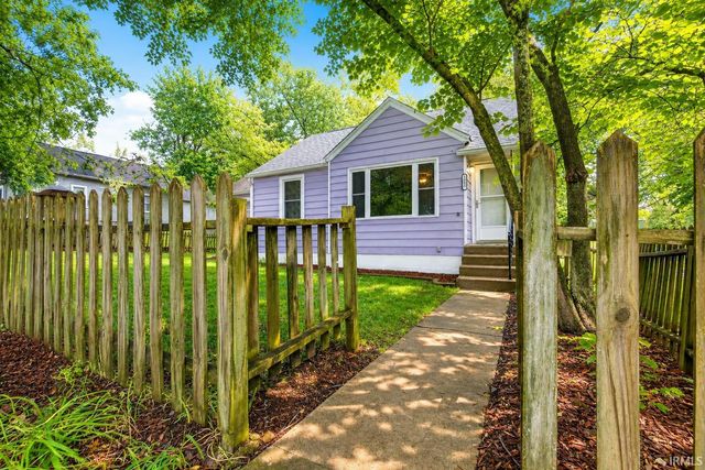 1009 N Woodburn Avenue, Bloomington, IN 47404