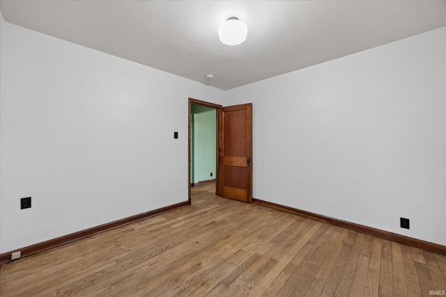 1009 N Woodburn Avenue, Bloomington, IN 47404