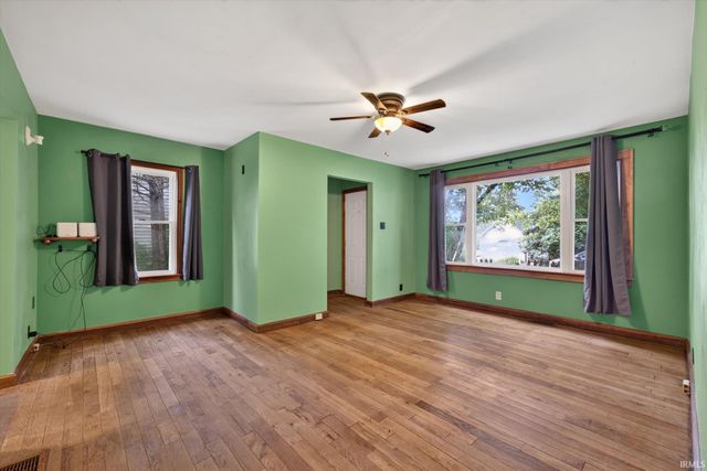 1009 N Woodburn Avenue, Bloomington, IN 47404