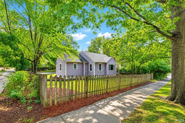 1009 N Woodburn Avenue, Bloomington, IN 47404