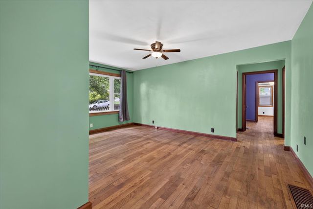 1009 N Woodburn Avenue, Bloomington, IN 47404