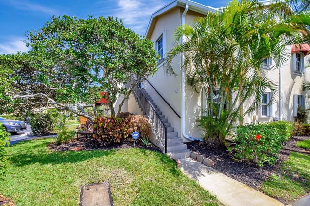 621 Waterside Drive, Hypoluxo, FL 33462