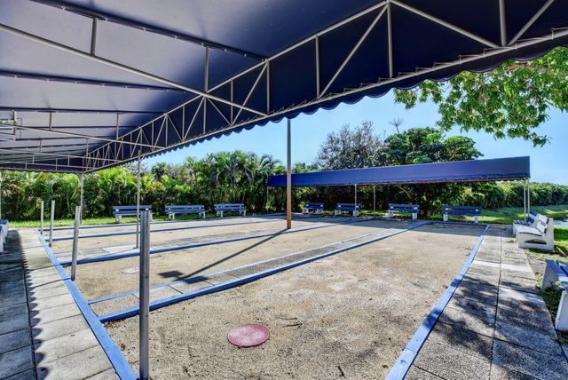 621 Waterside Drive, Hypoluxo, FL 33462