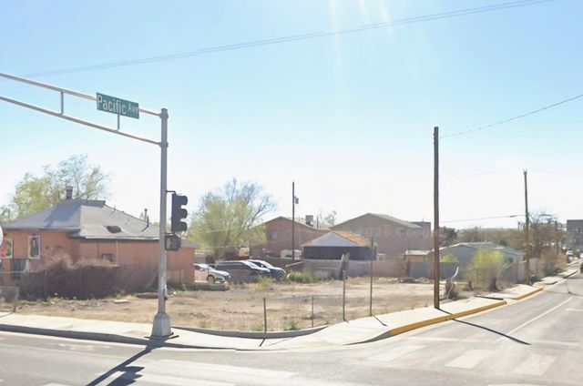 903 Broadway Boulevard SE, Albuquerque, NM 87102