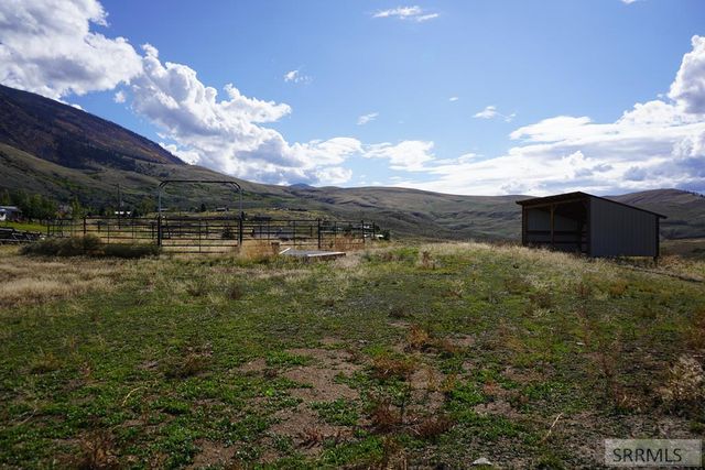 22 Sunflower Road, Salmon, ID 83467