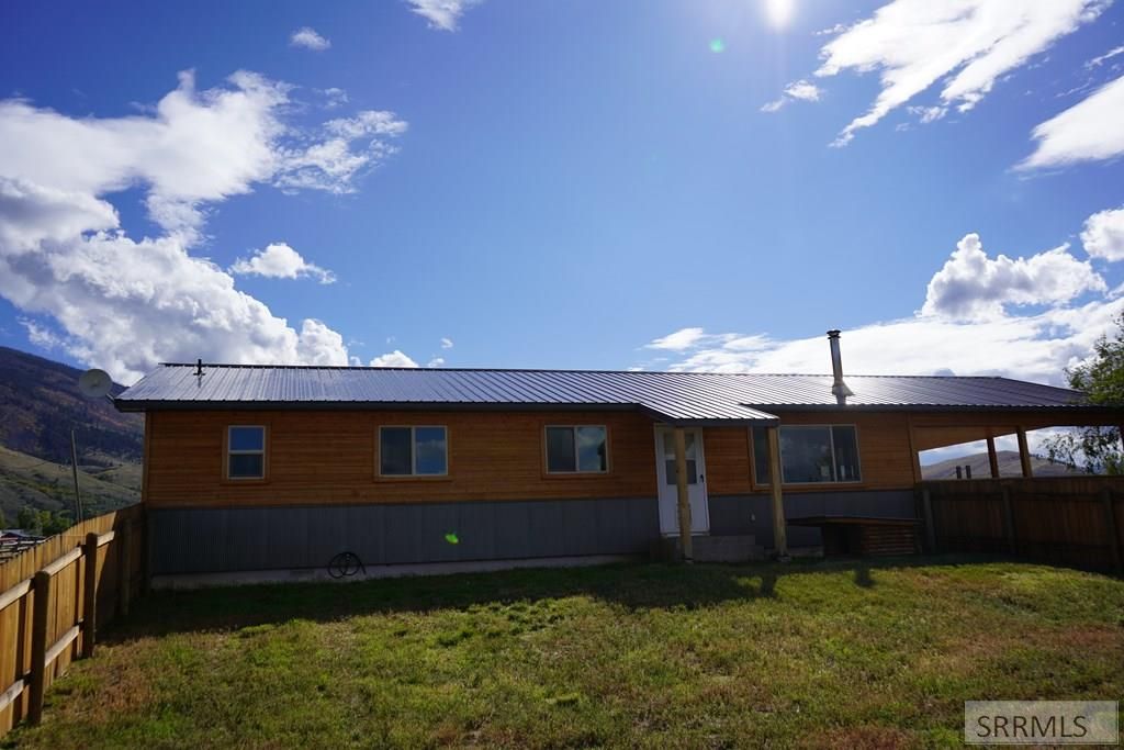 Image 21 of property listing at 22 Sunflower Road, Salmon, ID 83467