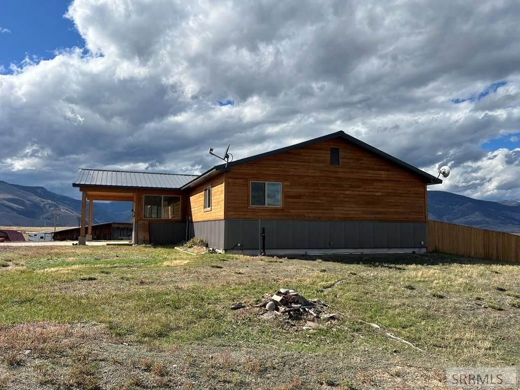 Image 42 of property listing at 22 Sunflower Road, Salmon, ID 83467