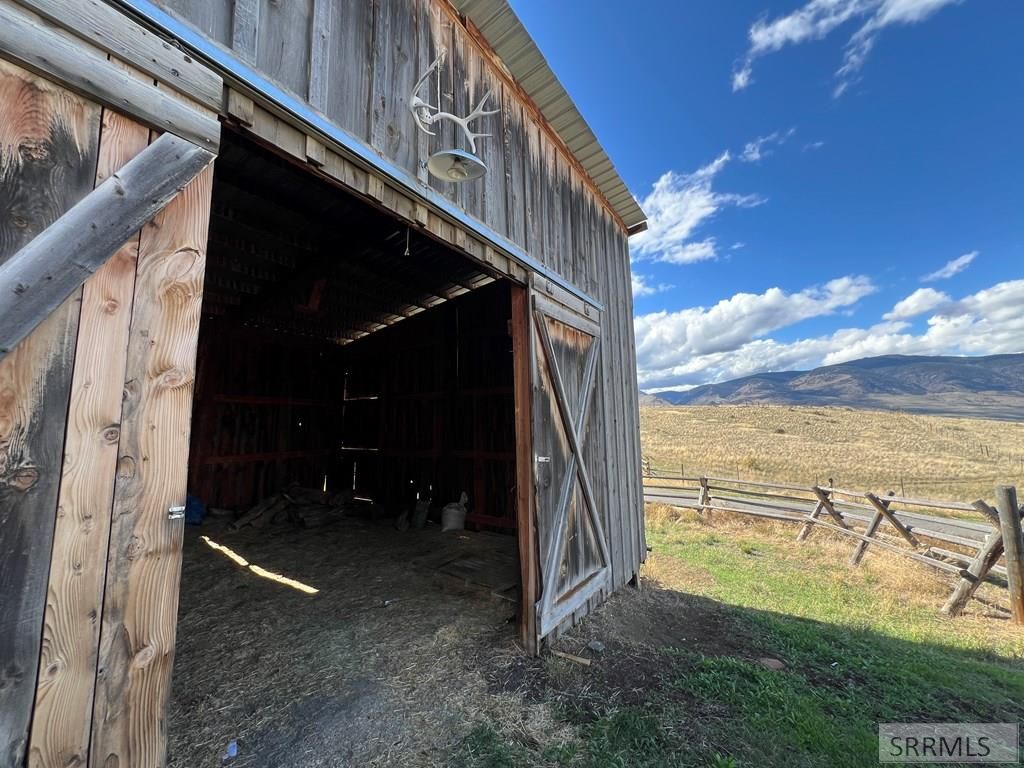 Image 6 of property listing at 22 Sunflower Road, Salmon, ID 83467