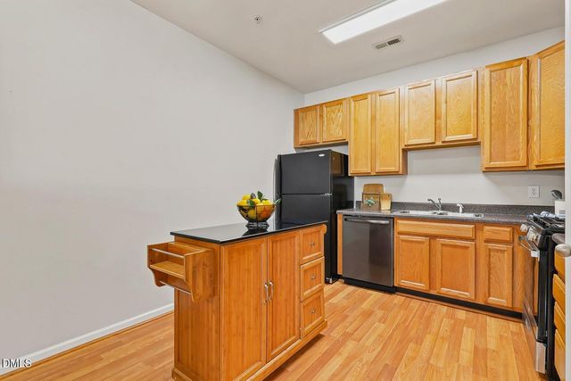 8620 Neuse Club Lane 107, Raleigh, NC 27616