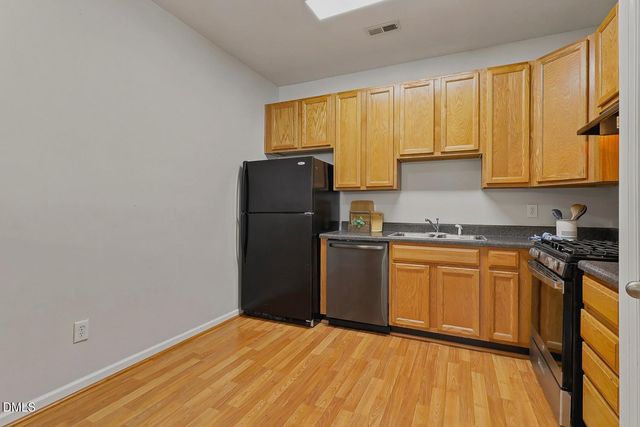 8620 Neuse Club Lane 107, Raleigh, NC 27616