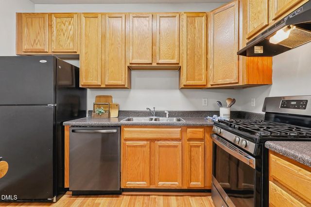 8620 Neuse Club Lane 107, Raleigh, NC 27616