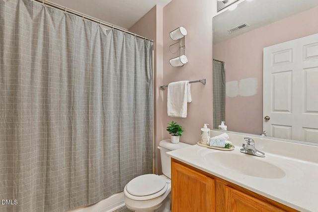 8620 Neuse Club Lane 107, Raleigh, NC 27616