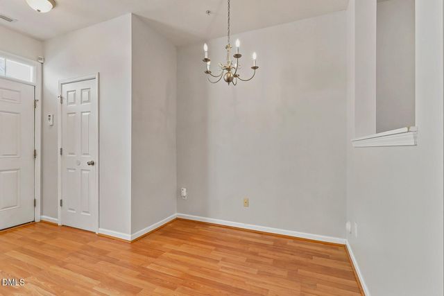 8620 Neuse Club Lane 107, Raleigh, NC 27616