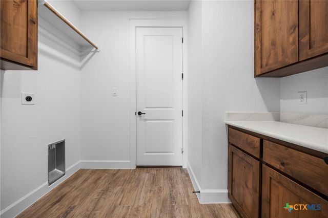 11144 Golden Eagle Avenue, Salado, TX 76571