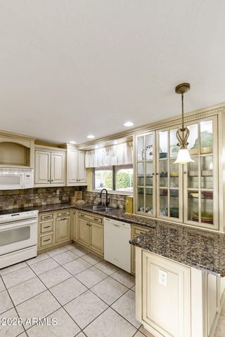 710 S 81ST Place, Mesa, AZ 85208