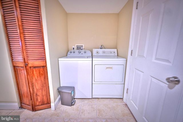 240 WILSON ST, Baltimore, MD 21217