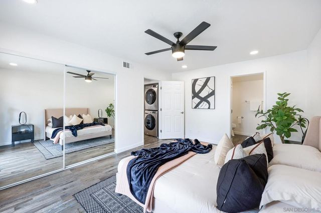 440 Citracado Parkway 5, Escondido, CA 92025