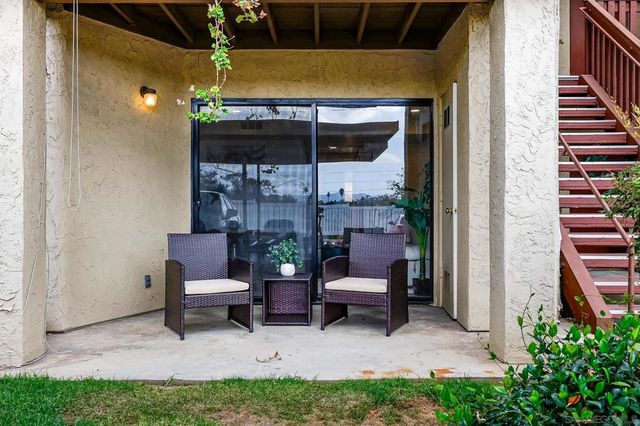 440 Citracado Parkway 5, Escondido, CA 92025