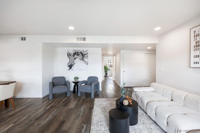 440 Citracado Parkway 5, Escondido, CA 92025