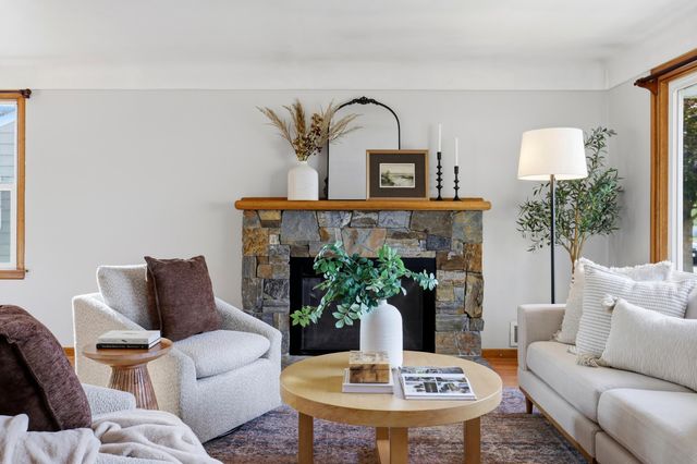 2211 W Walton Ave, Spokane, WA 99205