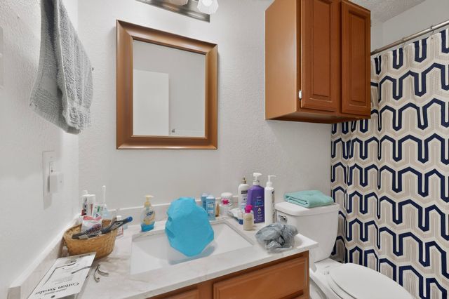 2424 Markland Street, Irving, TX 75060