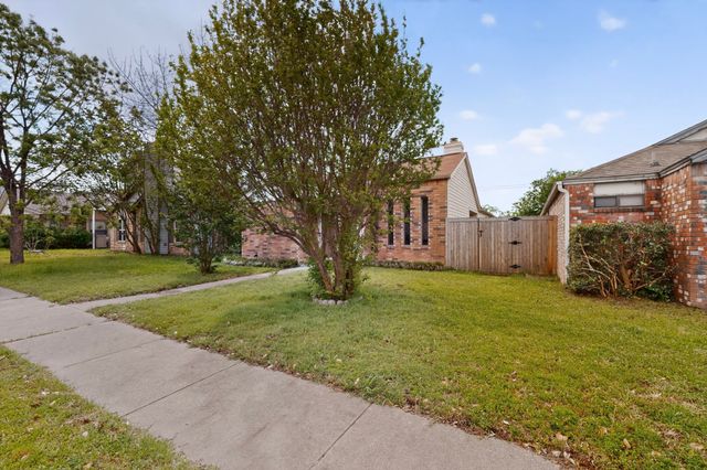 2424 Markland Street, Irving, TX 75060