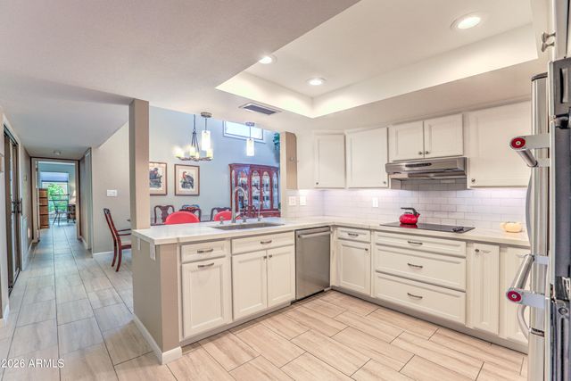 7913 E MONTEBELLO Avenue, Scottsdale, AZ 85250