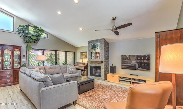 7913 E MONTEBELLO Avenue, Scottsdale, AZ 85250